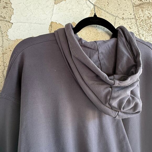 Lululemon Hoodie Twisted and Tuck Pullover Womens 6 Dark Gray Crop Sweatshirt - Picture 9 of 9